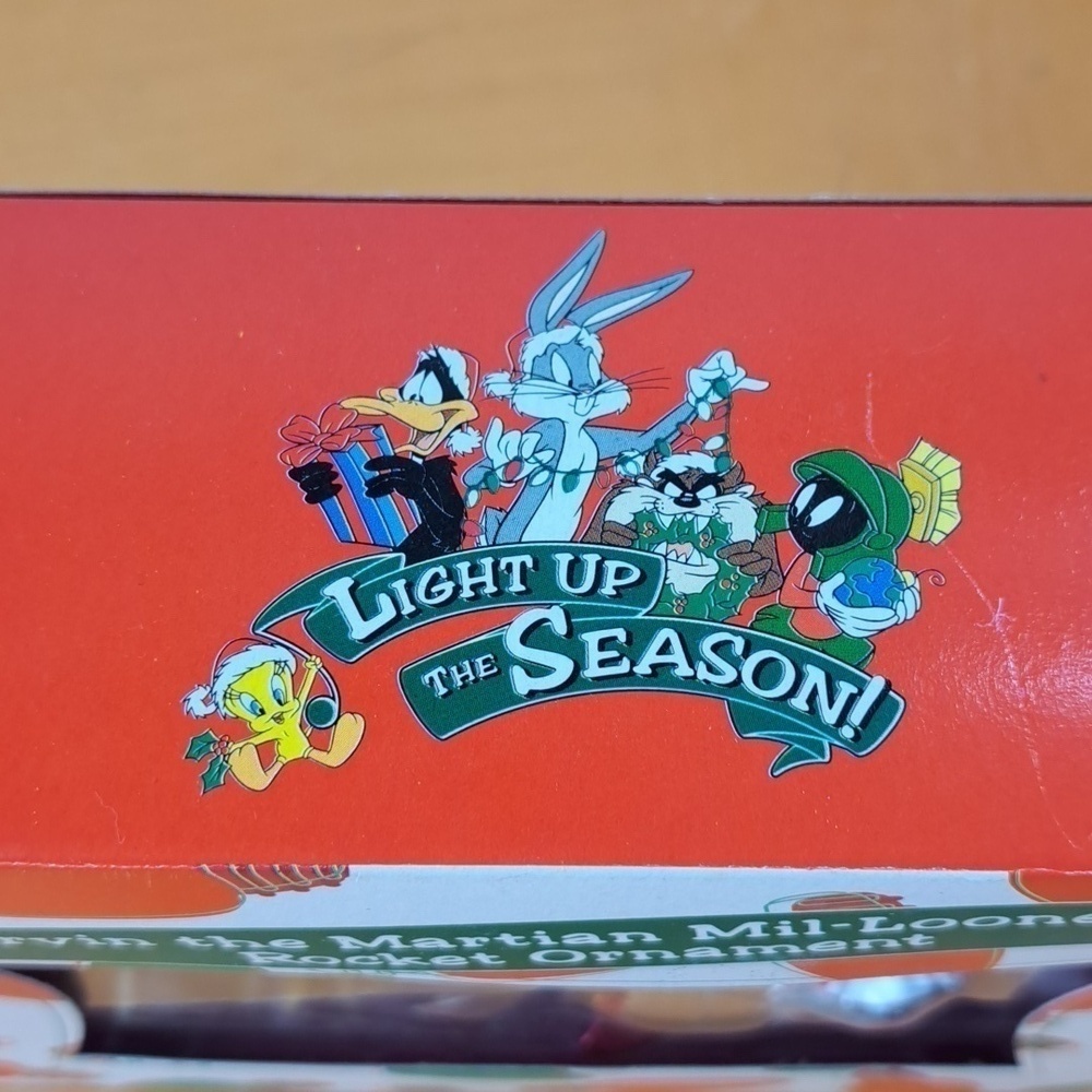 99-00 Marvin the Martian Mil-Looney -Um Rocket Christmas ornament New in Box - Picture 6 of 6